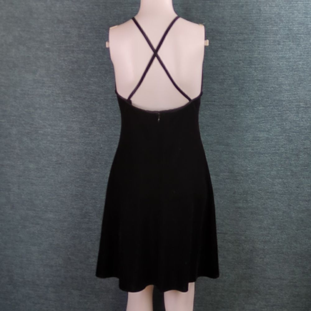 Jessica Howard Black Velvet Dress - Picture 7 of 12